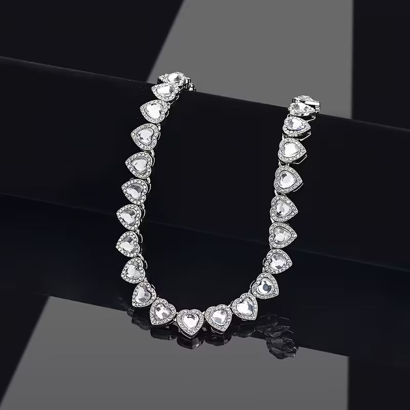 Collar Diamantado Corazones🤍 🧈 Bañado en Oro Blanco 🎁 Incluye Caja Regalo