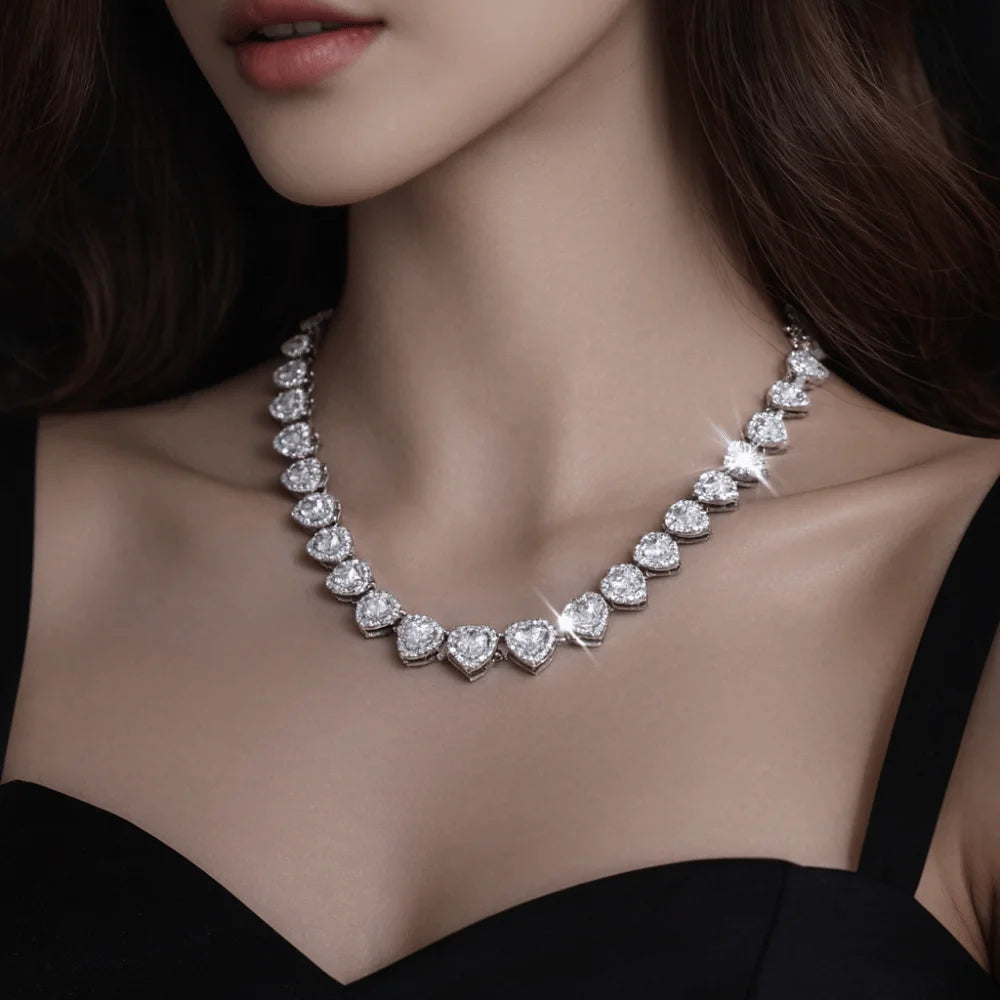 Collar Diamantado Corazones🤍 🧈 Bañado en Oro Blanco  🎁 Incluye Caja Regalo